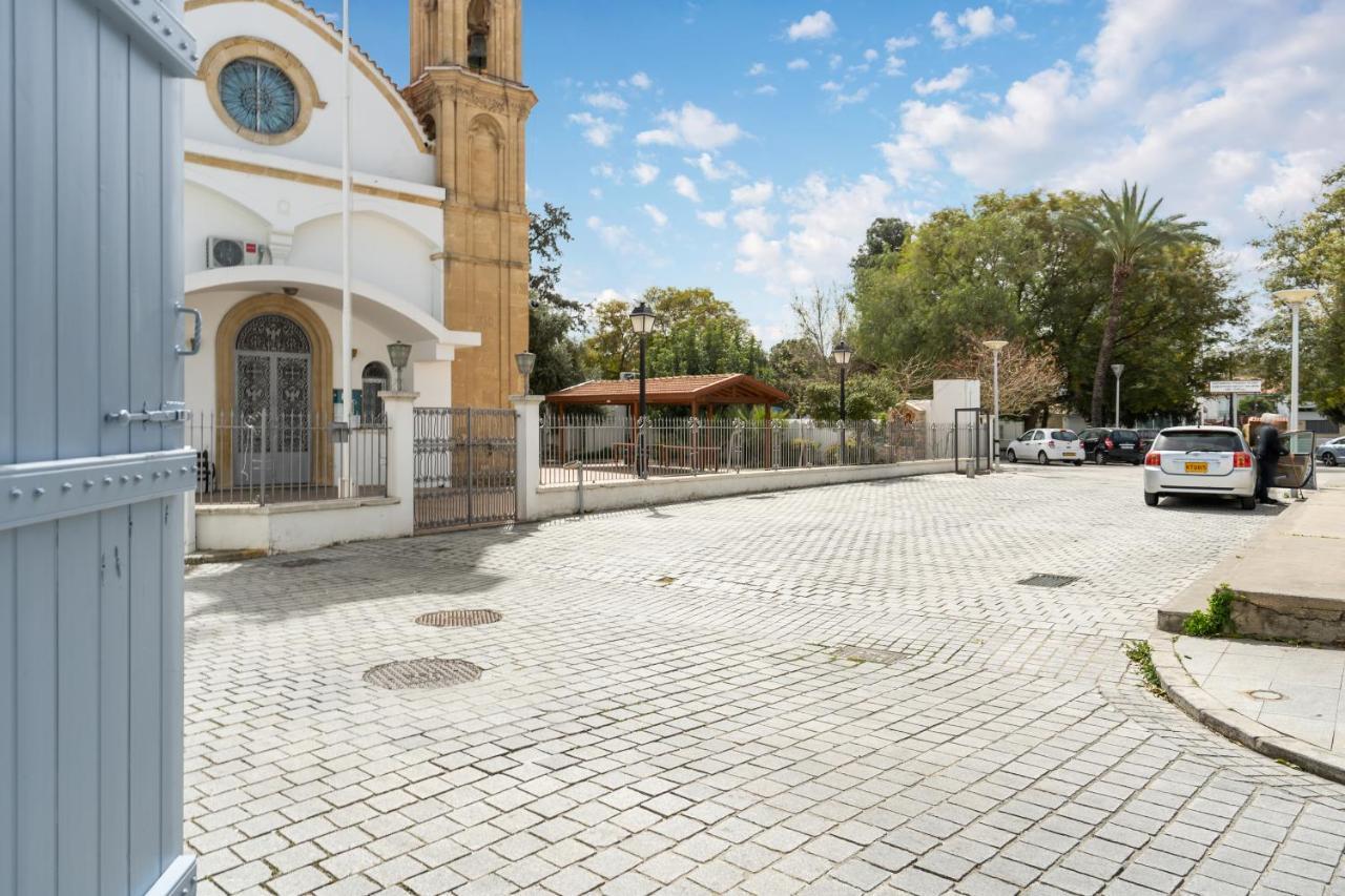 To Hani - Kamara Studio Nicosia Luaran gambar