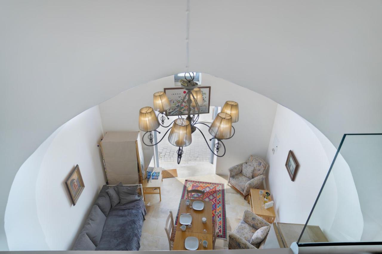 To Hani - Kamara Studio Nicosia Luaran gambar