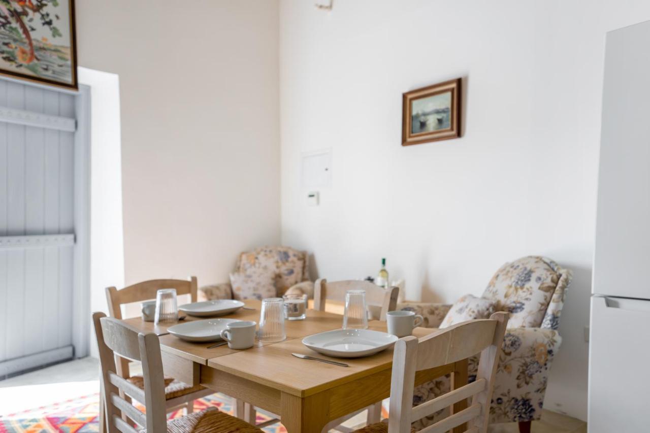 To Hani - Kamara Studio Nicosia Luaran gambar