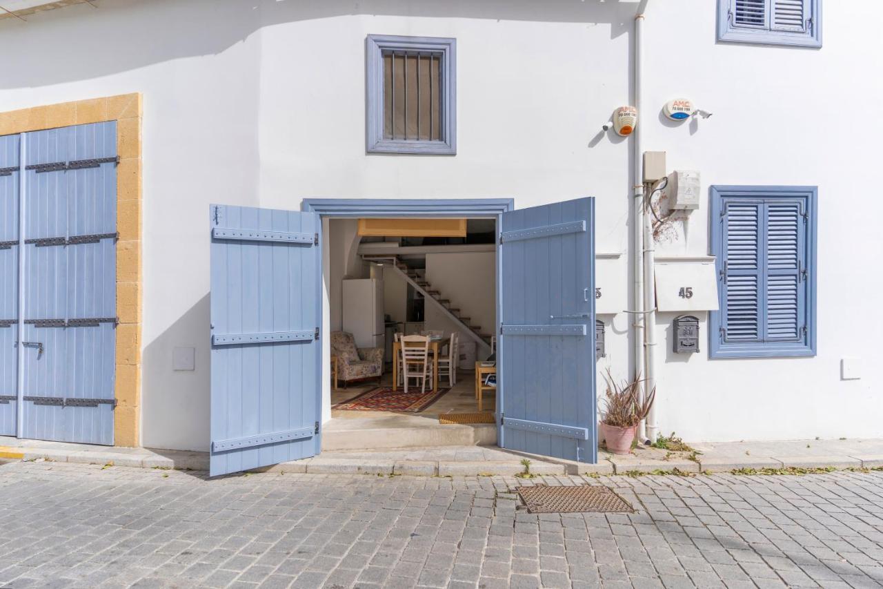 To Hani - Kamara Studio Nicosia Luaran gambar